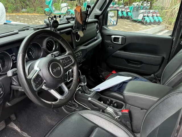 Jeep Wrangler 4xe — Фото автомобиля 6