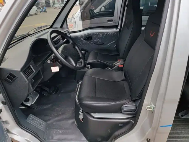 Wuling Zhiguang — Фото автомобиля 10