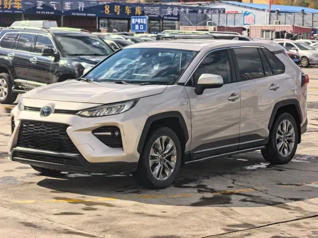 Фотография автомобиля — Toyota Wildlander