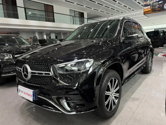 Фотография автомобиля — Mercedes-Benz GLE-Class