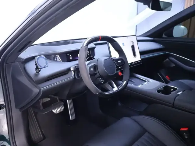 Xiaomi SU7 — Фото автомобиля 11