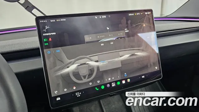 Tesla Model 3 — Фото автомобиля 24