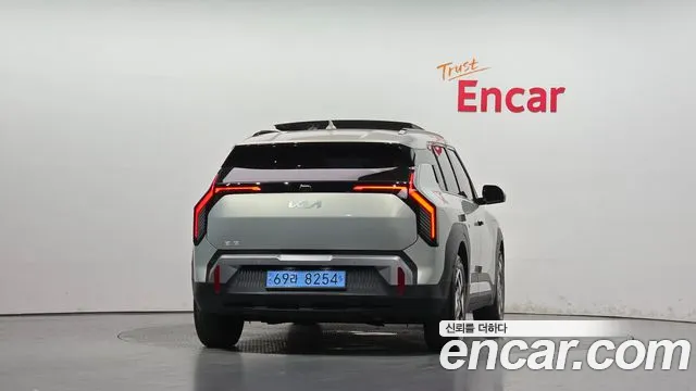 Kia EV3 — Фото автомобиля 4