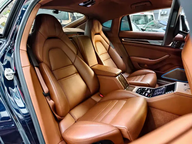 Porsche Panamera — Фото автомобиля 13