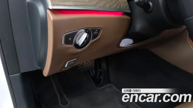 Mercedes-Benz E-Class W213 — Фото автомобиля 17