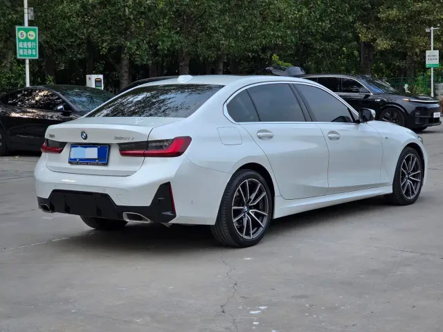 BMW 3 Series — Фото автомобиля 3
