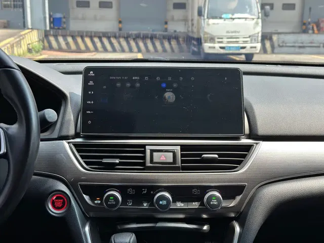 Honda Accord — Фото автомобиля 11
