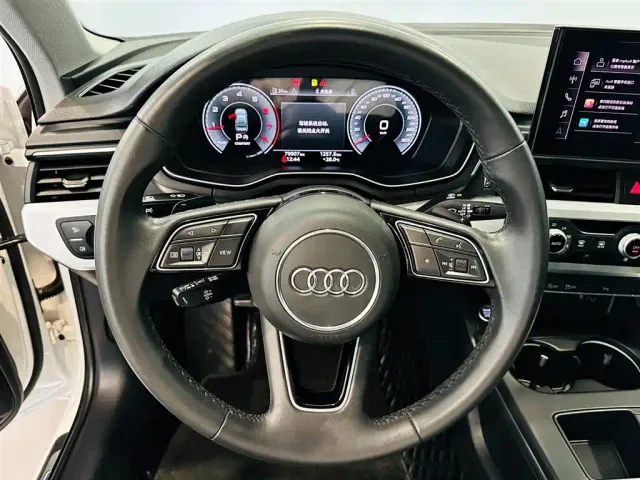Audi A4L — Фото автомобиля 13