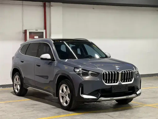BMW X1 — Фото автомобиля 3