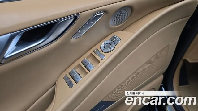 Genesis G80 RG3 — Фото автомобиля 21