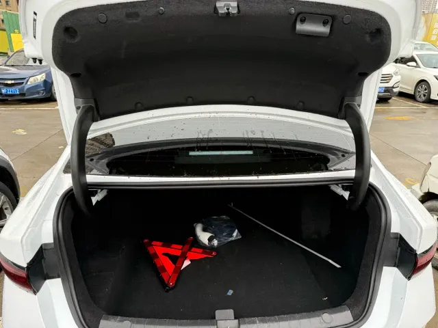 BYD Qin PLUS — Фото автомобиля 8