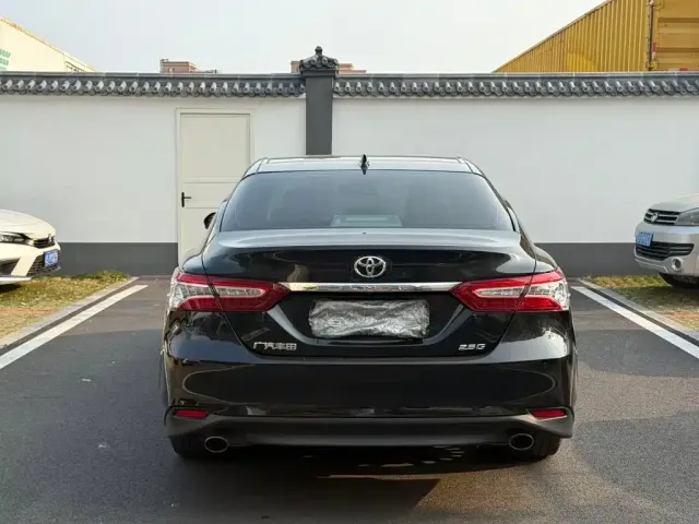 Toyota Camry — Фото автомобиля 8