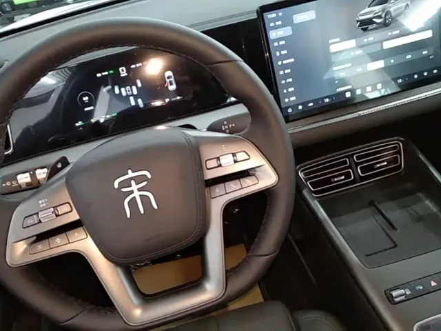 BYD Song Pro — Фото автомобиля 13