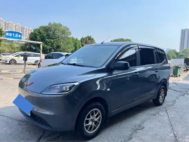 Фотография автомобиля — Wuling Hongguang