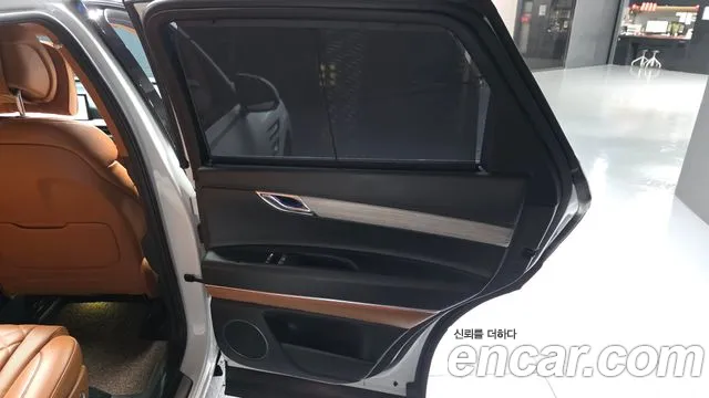 Genesis GV80 — Фото автомобиля 14