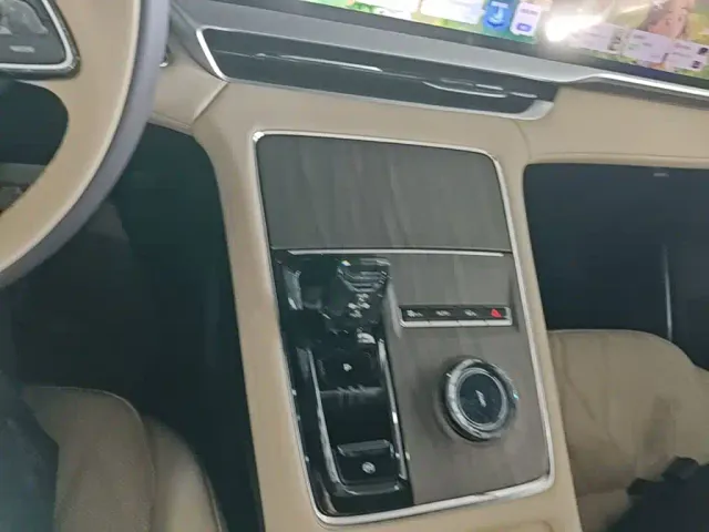 Geely Xingyue L — Фото автомобиля 13