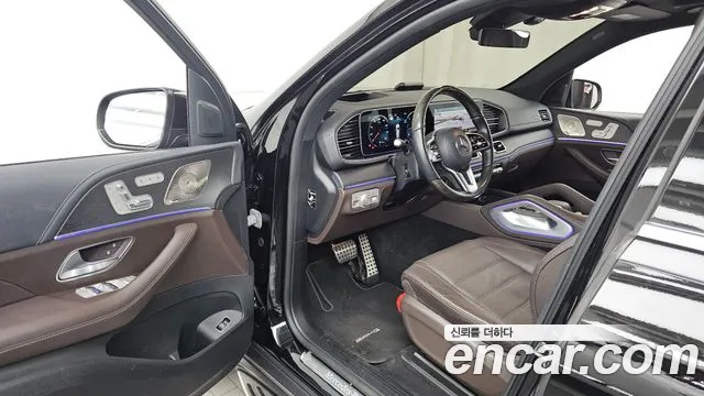Mercedes-Benz GLS-Class — Фото автомобиля 10