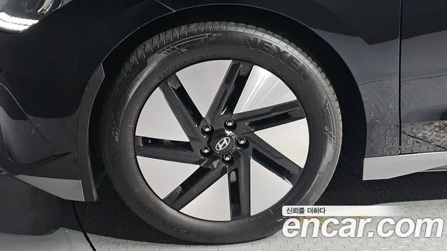 Hyundai Ioniq 6 — Фото автомобиля 5
