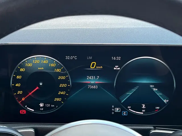 Mercedes-Benz GLB-Class — Фото автомобиля 15