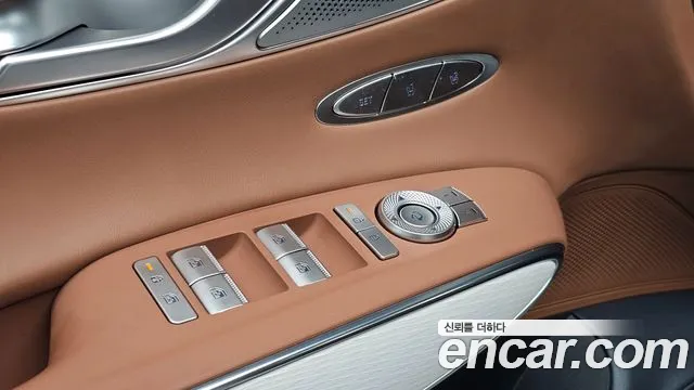 Genesis GV70 2.5T Бензин 2WD — Фото автомобиля 27