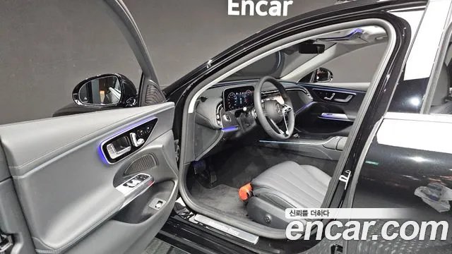 Mercedes-Benz E-Class W214 — Фото автомобиля 15