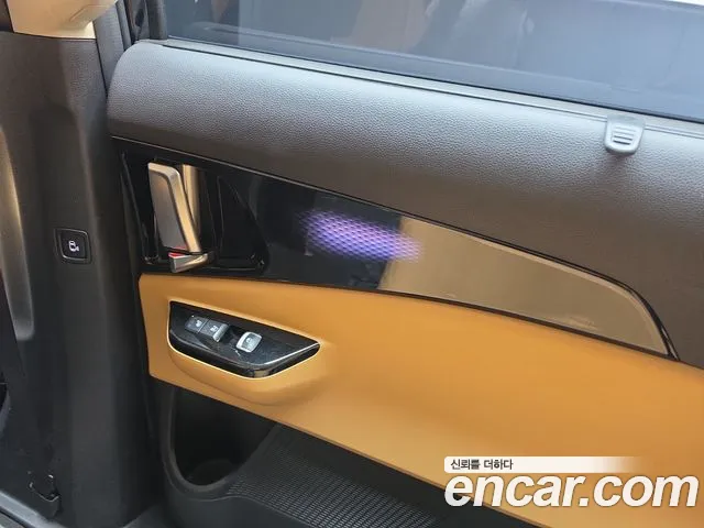 Kia Carnival 4th Gen — Фото автомобиля 29