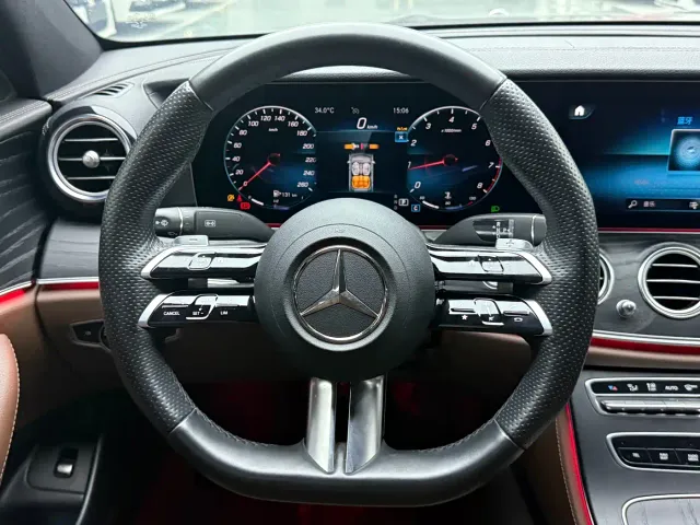 Mercedes-Benz E-Class — Фото автомобиля 10