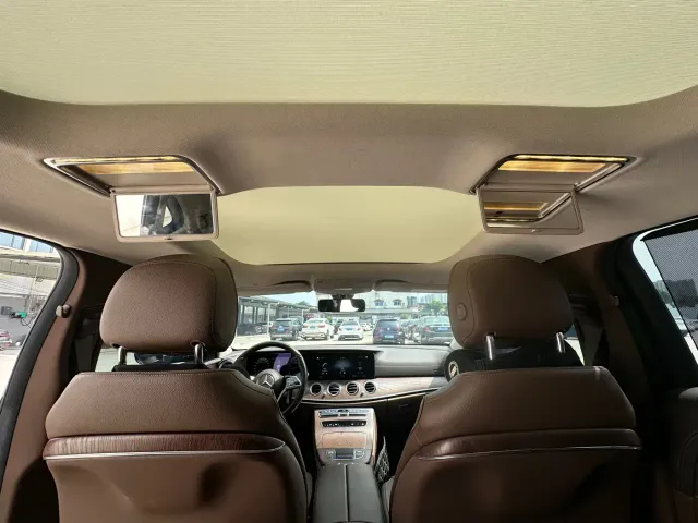 Mercedes-Benz E-Class — Фото автомобиля 17