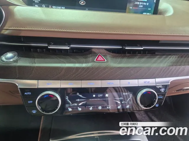 Genesis G80 Бензин 2.5 турбо AWD — Фото автомобиля 14
