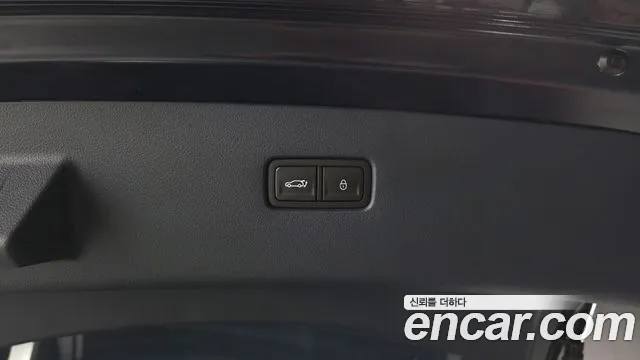 Genesis GV80 — Фото автомобиля 29