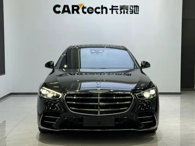 Mercedes-Benz S-Class — Фото автомобиля 2