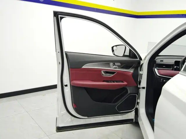 Jetour X70 Plus — Фото автомобиля 7