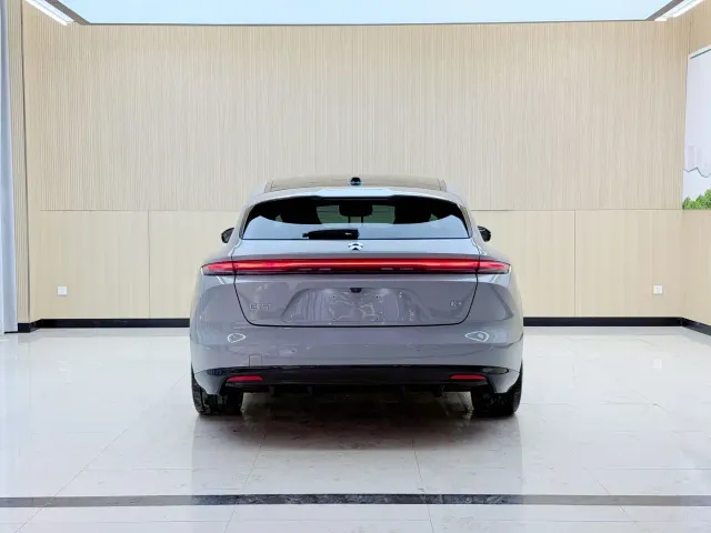 Nio ET5 Touring — Фото автомобиля 15
