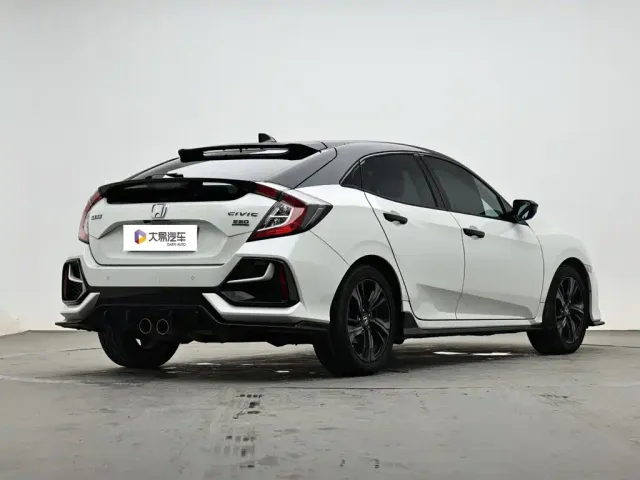Honda Civic — Фото автомобиля 3