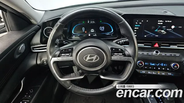Hyundai AVANTE Новый Avante (CN7) — Фото автомобиля 14