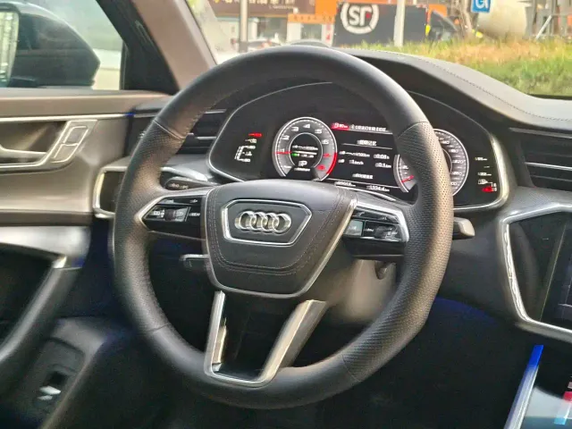 Audi A6L — Фото автомобиля 9