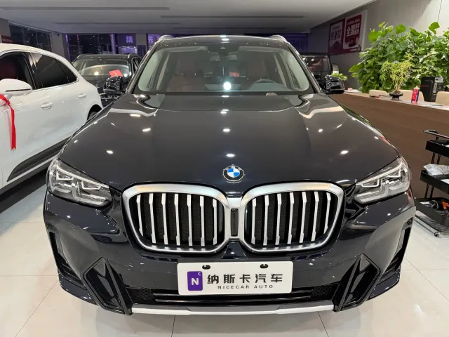 BMW X3 — Фото автомобиля 2