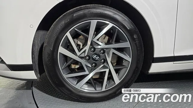 Hyundai Grandeur Grandeur (GN7) 3.5 Бензин 4WD — Фото автомобиля 5