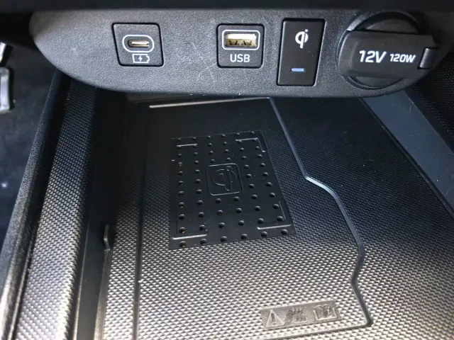 Hyundai Elantra — Фото автомобиля 15