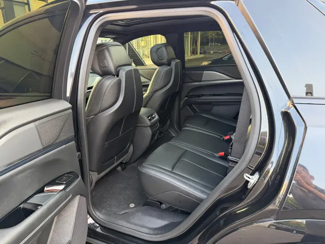 Cadillac XT5 — Фото автомобиля 11