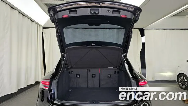 Porsche Macan — Фото автомобиля 6