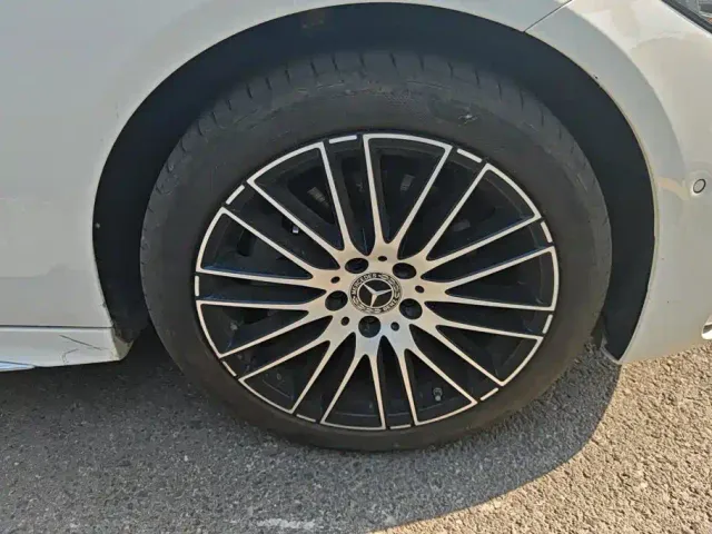 Mercedes-Benz C-Class — Фото автомобиля 6