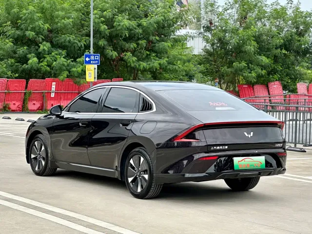 Wuling Starlight — Фото автомобиля 6