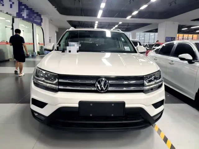 Volkswagen Tharu — Фото автомобиля 2
