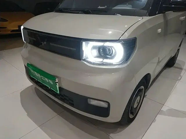 Wuling Hongguang Mini EV — Фото автомобиля 23