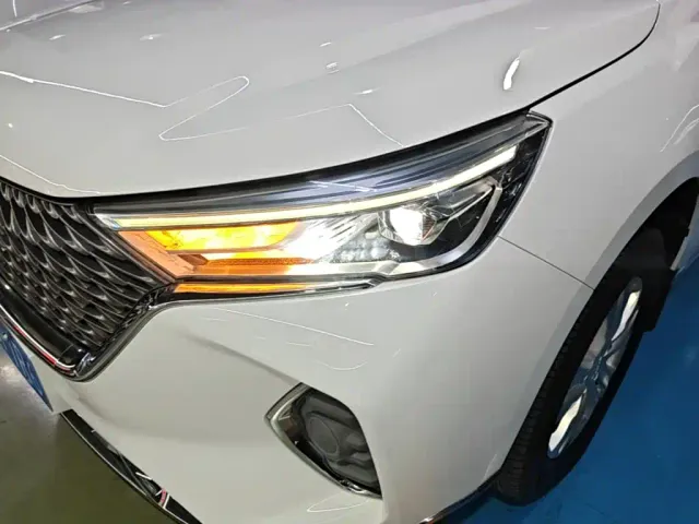 Haval M6 — Фото автомобиля 23