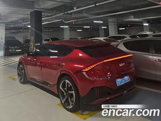 Kia EV6 — Фото автомобиля 5