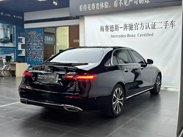 Mercedes-Benz E-Class — Фото автомобиля 6