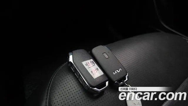 Kia Niro The All New — Фото автомобиля 24