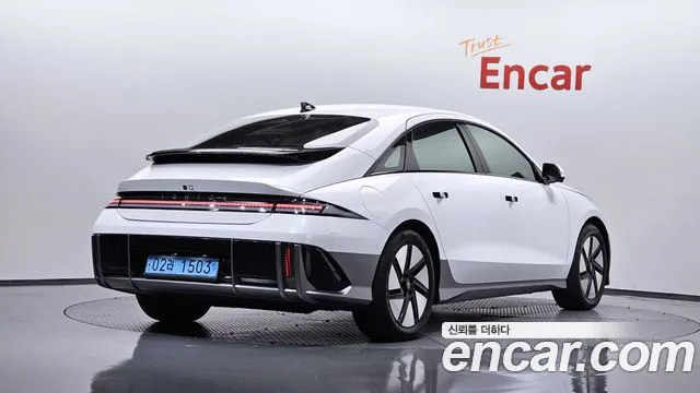 Hyundai Ioniq 6 — Фото автомобиля 2